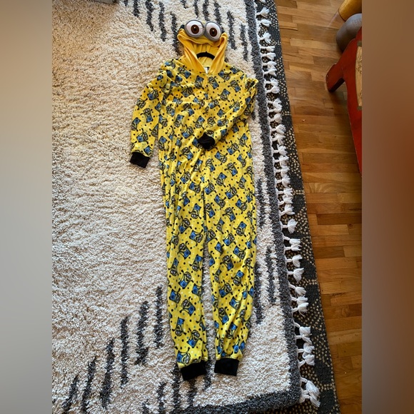 Universal Other - Minion Despicable Me Hooded Non-Footed Pajama